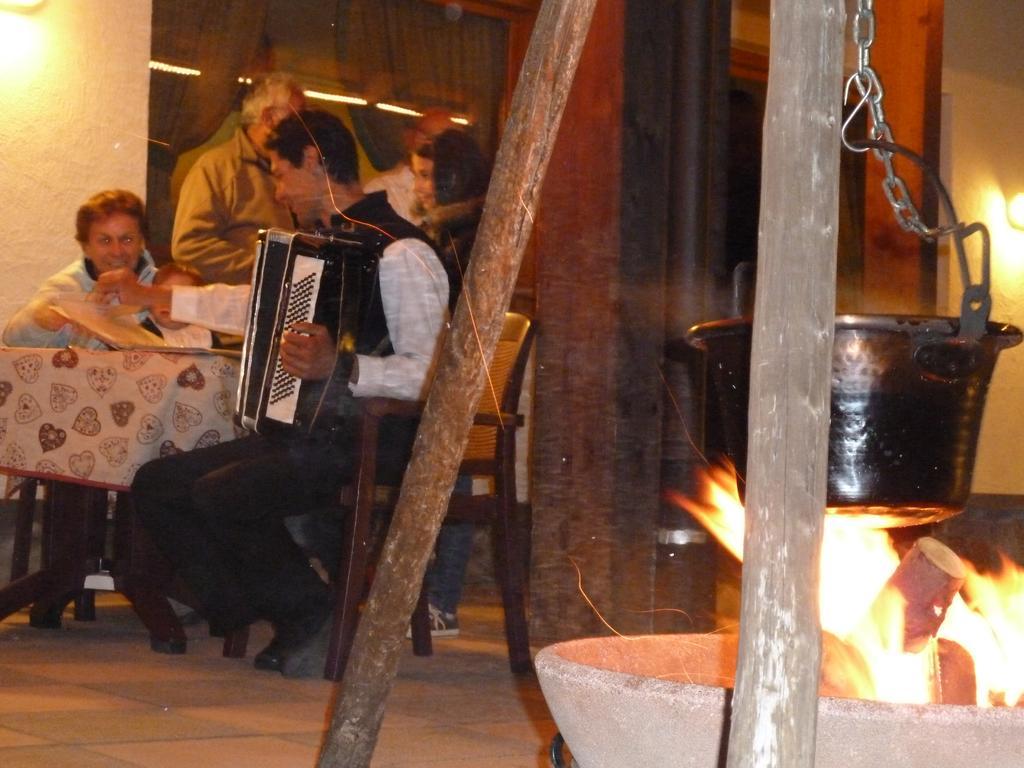 Hotel Nordik Santa Caterina Valfurva Luaran gambar